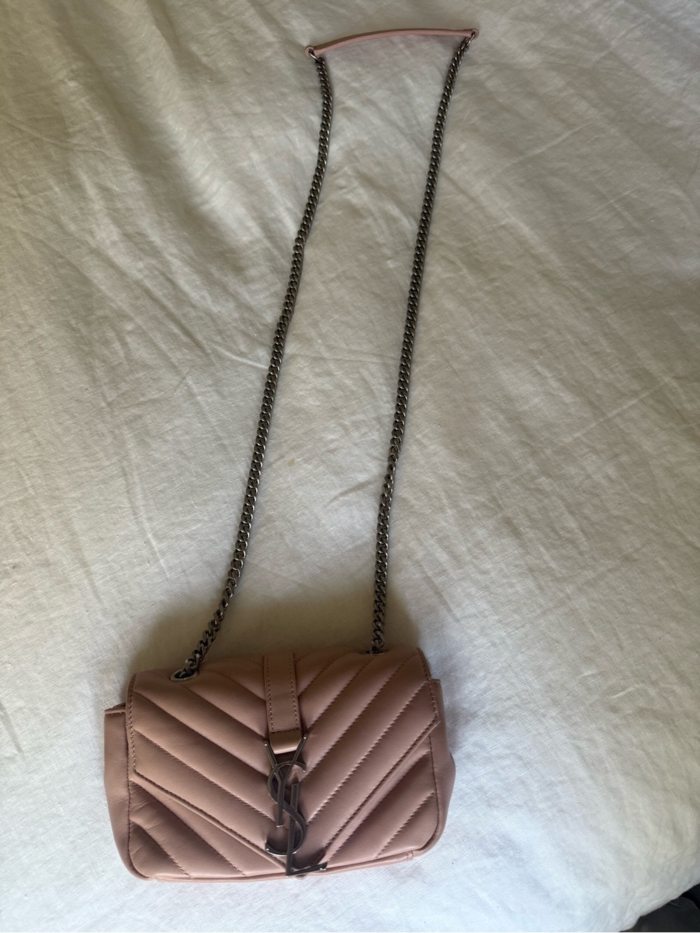 Saint Laurent Blush Quilted Leather Chain Crossbody - Picture 3 of 10